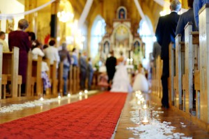 Foto Trauung in Kirche - Hochzeit planen mit Jana Sander von Herzenswerk